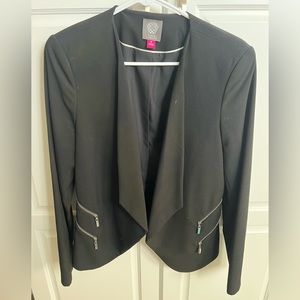 Vince Camuto black blazer with zipper detail size 10. Excellent condition!!